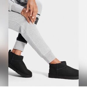 Ugg Classic Ultra Mini Boot, Black, Men’s Size 12, great condition